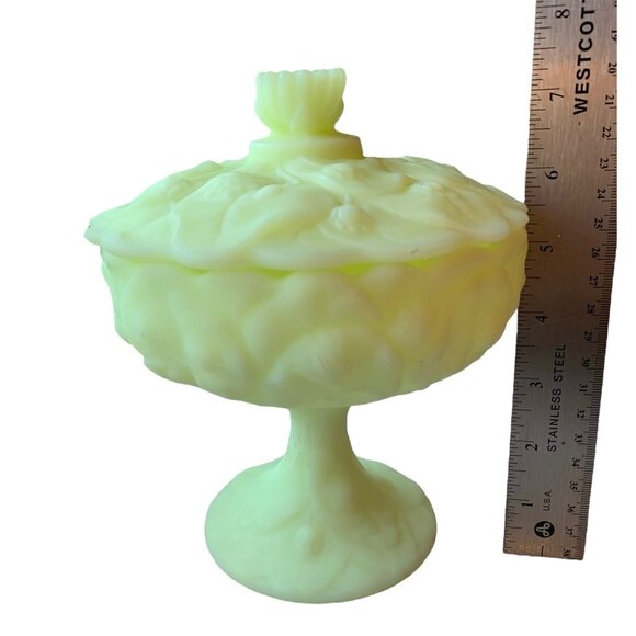 Fenton Lidded Uranium Glass Compote Dish With Water Lily  Motif - Picture 8 of 16
